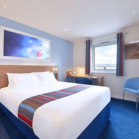 Travelodge Leeds Central Pokój zdjęcie