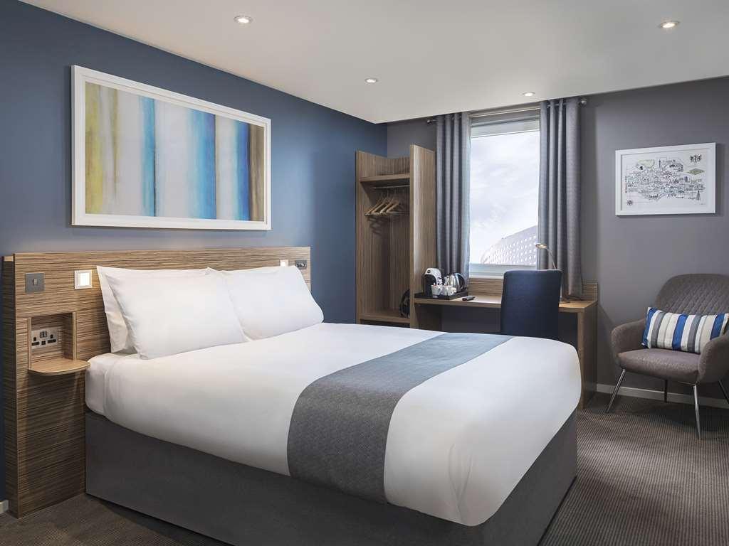 Travelodge Leeds Central Pokój zdjęcie