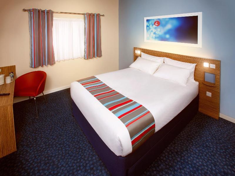 Travelodge Leeds Central Zewnętrze zdjęcie